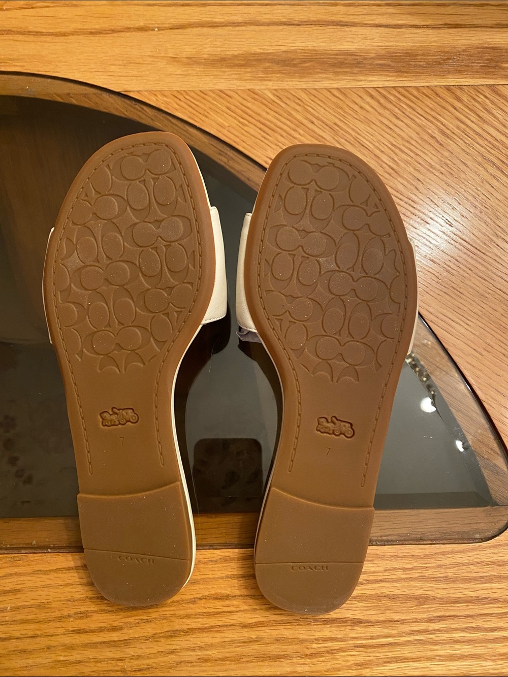 Coach Signature Slide Sandal. - Picture 3 of 7